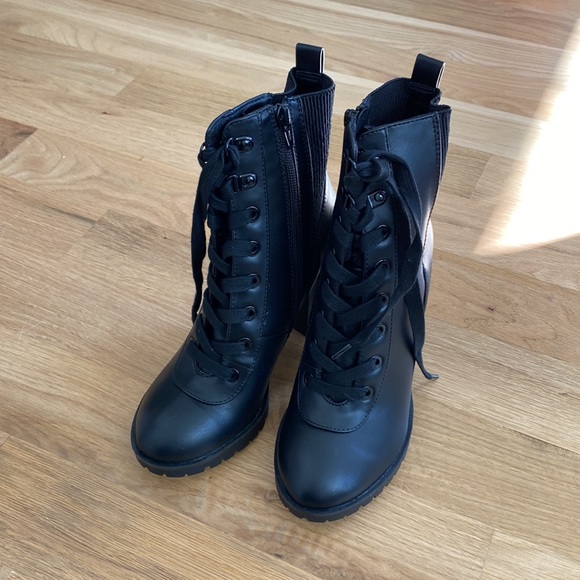 Target Jada Boots - Picture 2 of 4